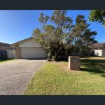LARGE FAMILY HOME ON 610m2 BLOCK – DON’T MISS OUT
