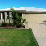 $690 P/W. AVAILABLE 12/04/24. SPACIOUS 4 BEDROOM FAMILY HOME WITH OPEN KITCHEN LIVING THAT OPENS ONTO ALFRESCO DINING AREA. SEPARATE CARPETED FAMILY ROOM.